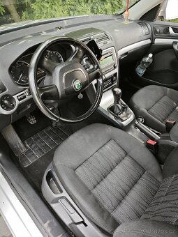 Prodám Škoda Octavia 2 combi 1.6mpi - 4