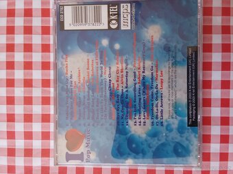 3CD 100%OLDIES,IO POP MUSIC - 4
