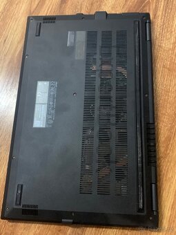 ASUS EXPERTBOOK - 4