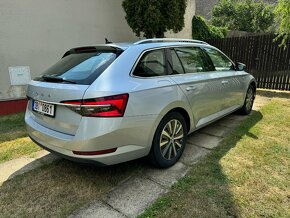 Škoda Superb Kombi - 4