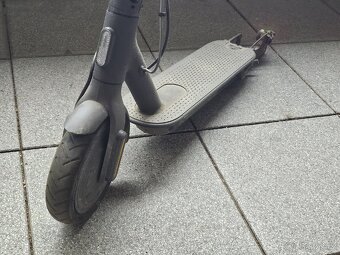 Xiaomi Scooter Essential - 4