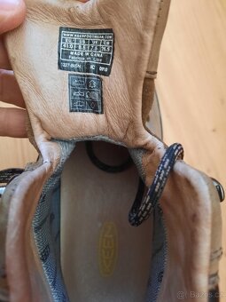 TURISTICKÉ BOTY KEEN VEL. 41 - 4