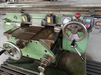 Frézka svislá FA 4V - 4