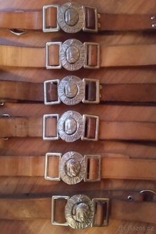 Pionýr - medaile 4ks a pásek 8ks, zápisník - 4