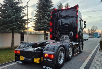 Scania S770 6x2 - tahač návěsů - 4