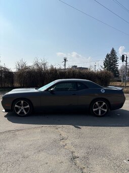 Dodge challenger 5.7 v8 R/T - 4