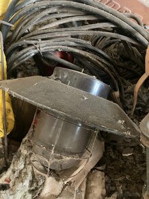 PRŮMYSLOVÉ LAMPY - 4