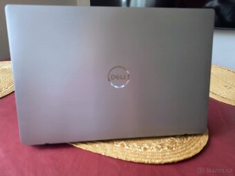 Dell Latitude 7400 - skvělá výbava - i7, 16 GB RAM, 512 GB S - 4
