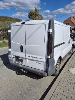 Opel vivaro 1,9 cdti - 4
