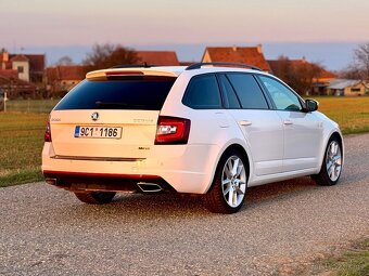 Škoda Octavia RS 135 kw - WEBASTO , DSG , F1 - 4
