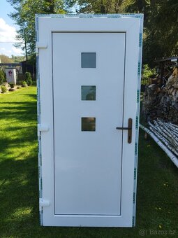 Plastové dveře - 4