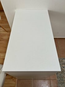 Jidelni stul - 4
