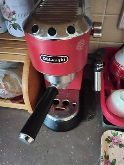 DeLonghi kávovar - 4