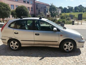 Nissan Almera TINO - 4