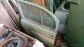 Moskvič 403 Moskvič 407 dveře kapota kufr - 4