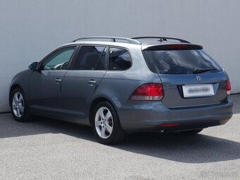 Volkswagen Golf 1.6 TDi , 77 kW nafta, 2010 - 4