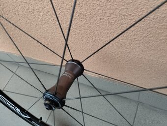 Zapletená kola Shimano RS Eighty - 4