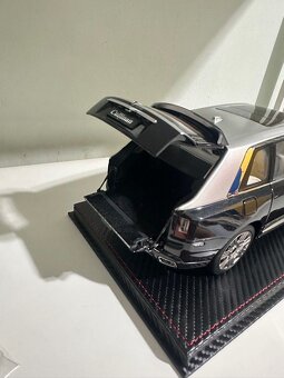 1:18 KengFai Rolls Royce Cullinan - 4