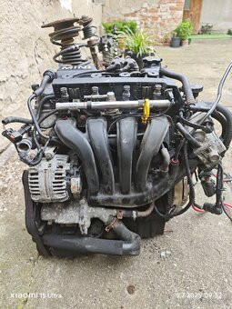 Motor a převodovka Mini Cooper R50 2005 - 4