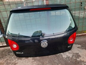 vw golf 5 - zadni viko kufru - 4
