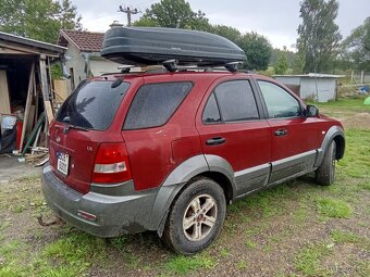 Kia Sorrento - 4