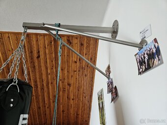 Boxovací pytel 120cm s nerezovou konzolí na zeď - 4