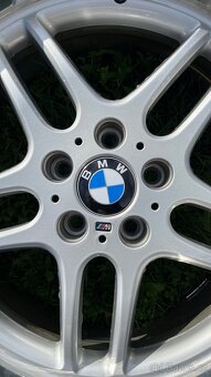 Styling 37 BMW M Parallel - 4