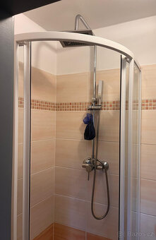 sprchový kout, vanička, topení - 4