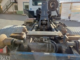 MERCEDES-BENZ ATEGO 1018 K hákový nosič kontejnerů - 4