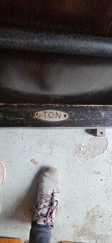 Kino lavice (židle) zn. TON - 4