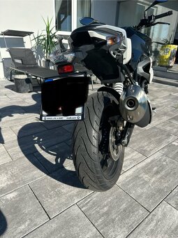 Málo jetá motorka v top stavu BMW G310r - 4