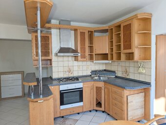 Prodej bytu 3+1, 75 m², Kabelíkova, Přerov - 4