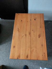 Dřevěný konferenční stůl - masiv 60x90cm - 4