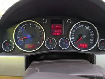 VW Touareg 3.2 - Nová STK - 4