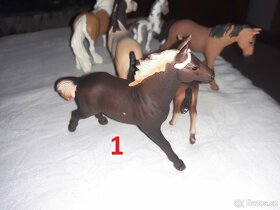 3. Koně zn. Schleich, Mustang, Tinker v zachovalém stavu - 4
