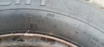 Pneu s disky 185/70 R14 - 4