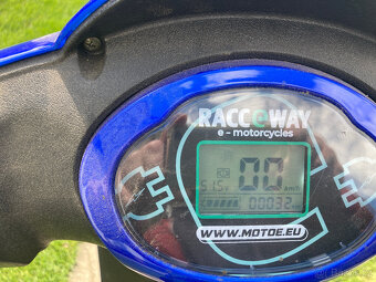 E-Moped RACCEWAY - 4
