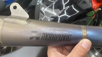 Akrapovič Suzuki GSXR 750, 600 výfuk, koncovka - 4