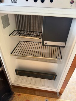 Lednice do karavanu Electrolux RM 300 A - 4