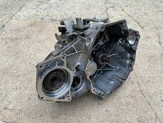 Motor a převodovka Nissan 1.6dCi R9M - 4