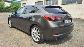 Mazda 3 Revolution 2017 - 4