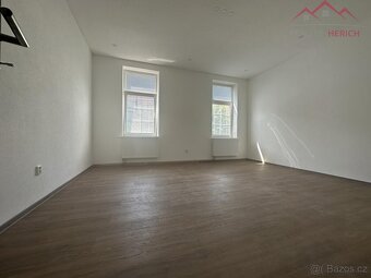 Pronájem bytu 2+1 (70 m2) Jeronýmova, Louny - 4