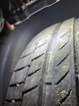 Letní pneu 235/45r18 xl - 4