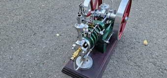 krásný velký plamenožrout vakuový motor model motoru plameno - 4