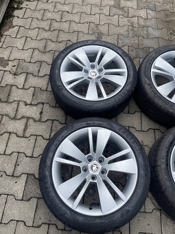Škoda Zenith 18”// 235/45R18 Goodyear 6-7mm - 4