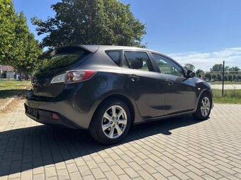MAZDA 3 1.6 77 kW ROK 2010 - BENZÍN - 4
