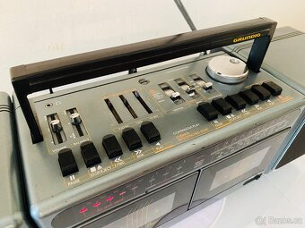 Radiomagnetofon Grundig Party Center 2200, rok 1987 - 4