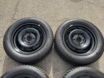 4ks zánovních plech disků 15" 4X108, Fiesta, pneu 99% - 4