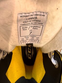 BRUSLE CCM TACKS 9370 , vel. 42/7 D - 4