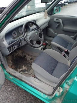 Felicia, 1999, 1,3i, 114.000 km najeto, nová STK - 4